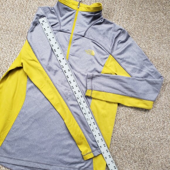 The North Face Men's Essential 1/4 Zip Pullover Performance Shirt Medium - Picture 5 of 7
